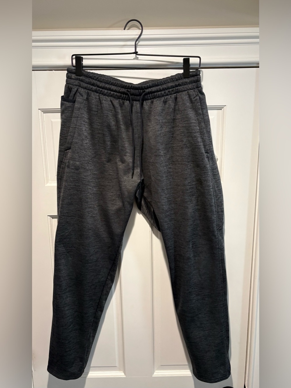 Under Armour Men's Charcoal Gray Heather Jogger Sweatpants Large